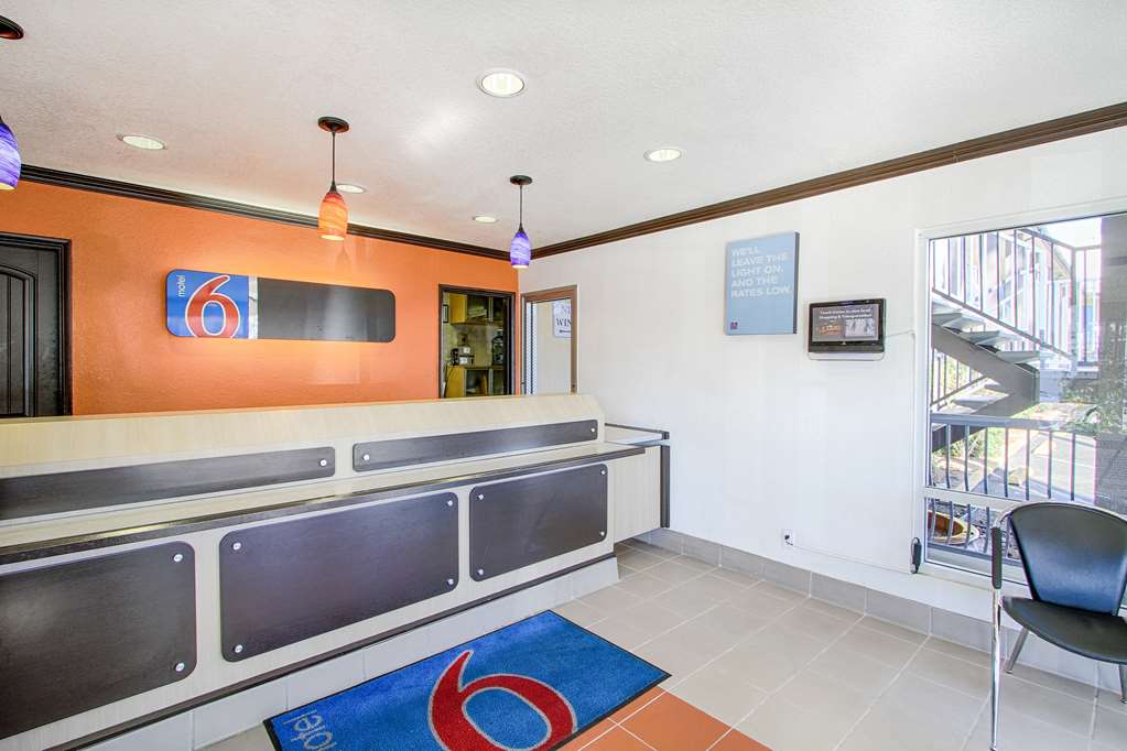 motel 6 san diego airport harbor
