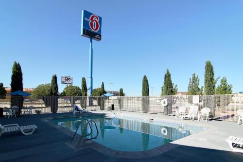 motel 6 carlsbad nm