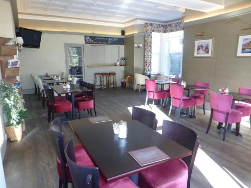 arrandale hotel and apartments