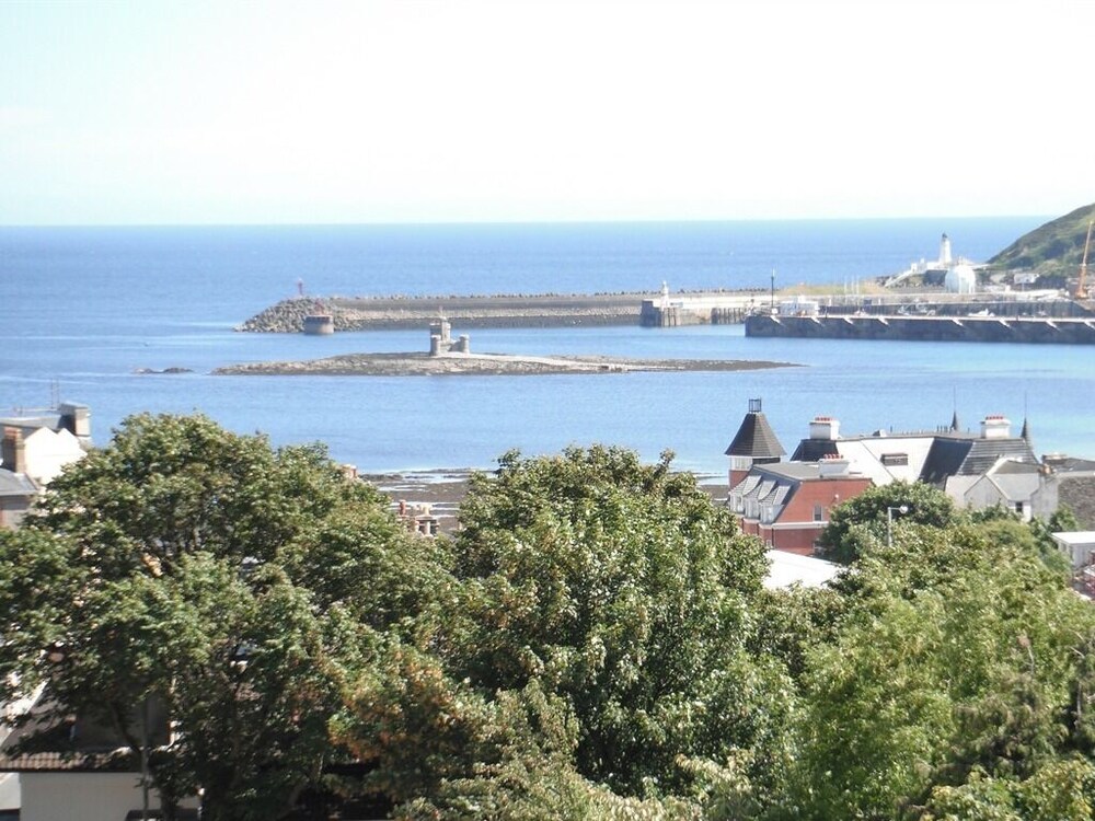 arrandale hotel and apartments