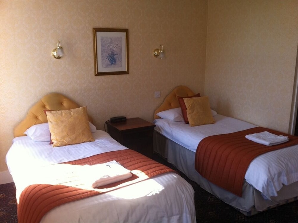 arrandale hotel and apartments