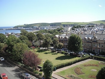 arrandale hotel and apartments