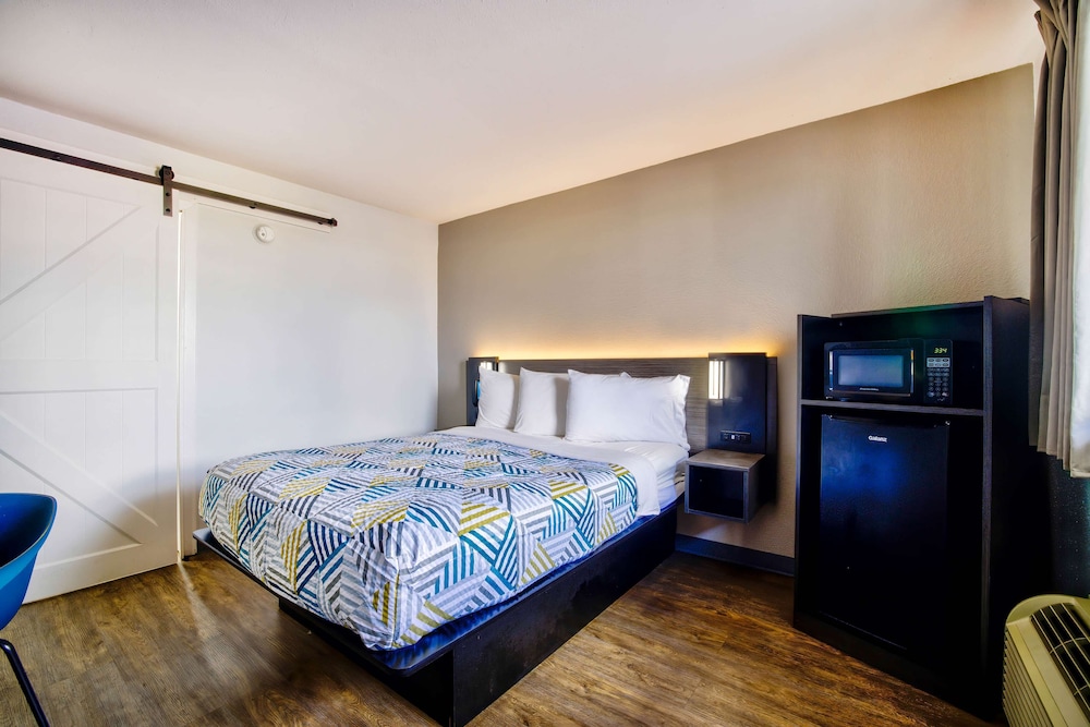 motel 6 jackson ms
