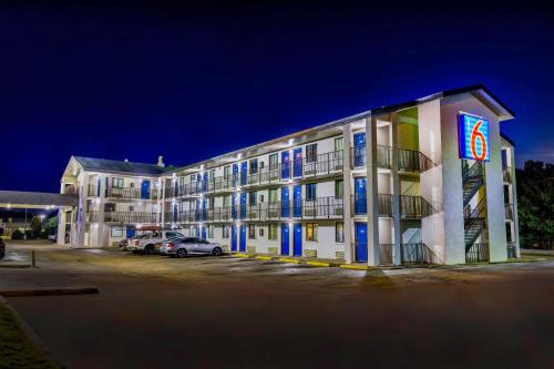 Motel 6 Jackson, Ms,Mississippi>>Jackson,2 star