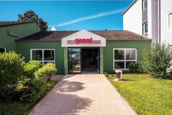 greet hotel montbeliard