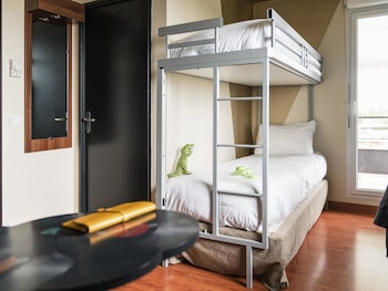 ibis styles toulouse blagnac aeroport