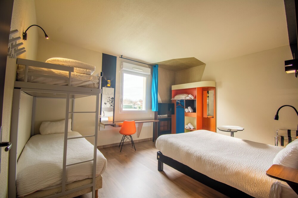 ibis styles toulouse blagnac aeroport