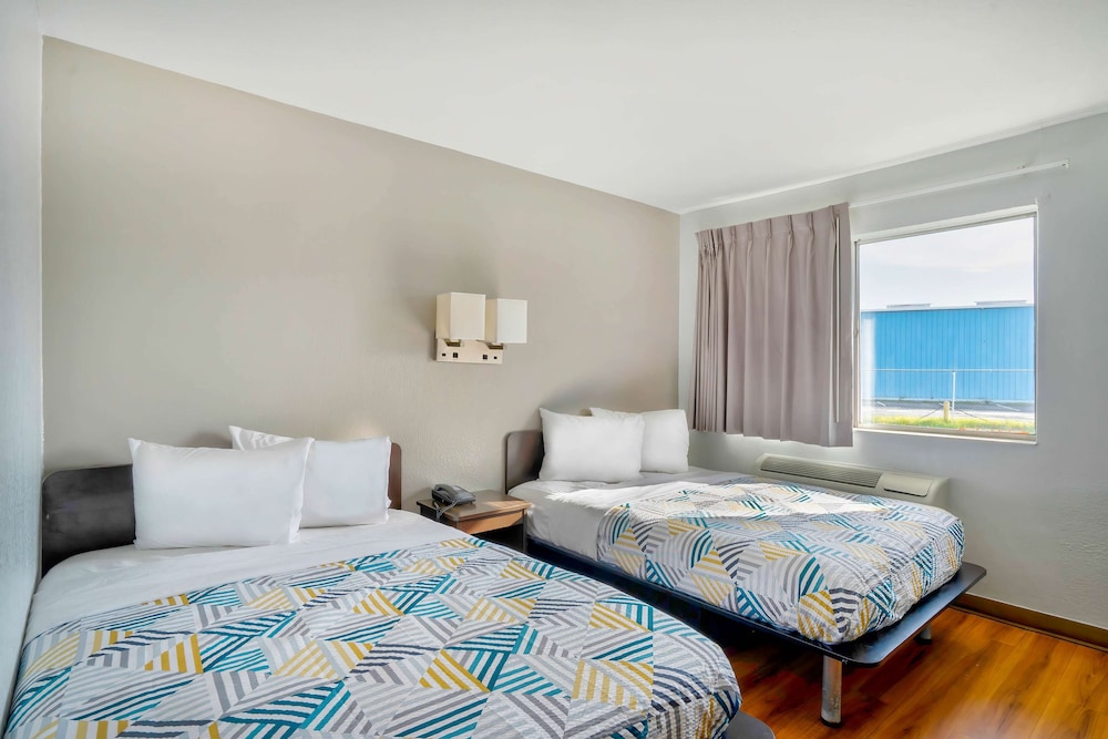 motel 6 lumberton nc