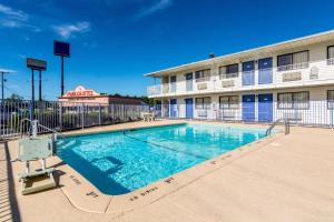 Motel 6 Lumberton, Nc,North Carolina>>Lumberton,2 star