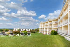 apple tree inn surestay collection by best western