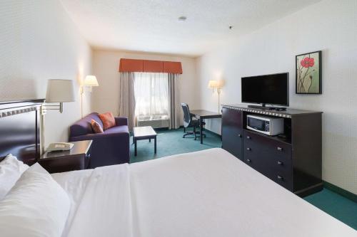 rodeway inn urbana champaign university area