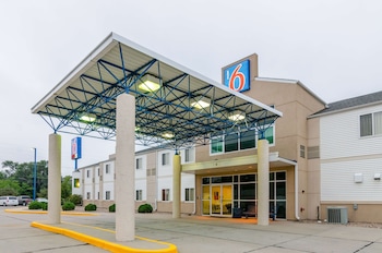 motel 6 kearney ne