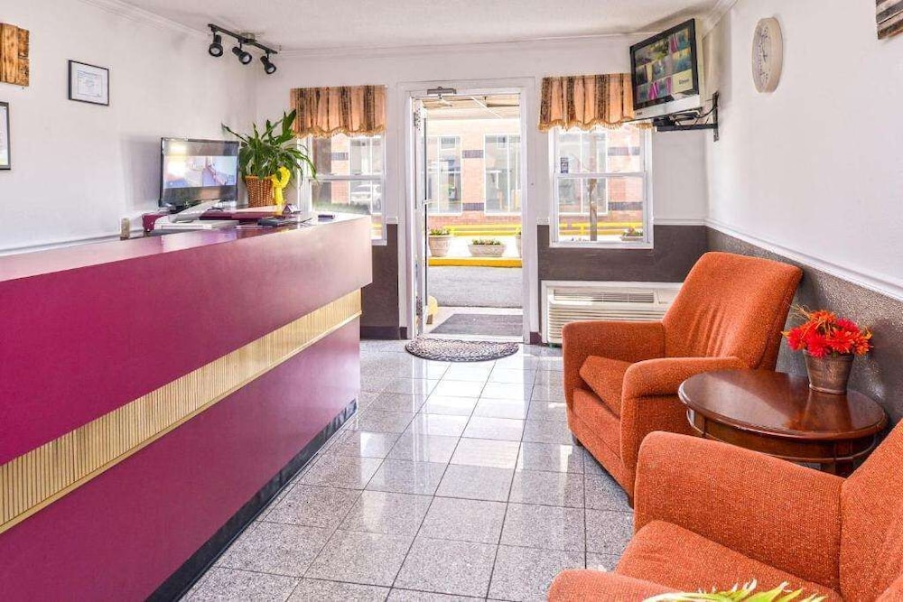 country garden and suites