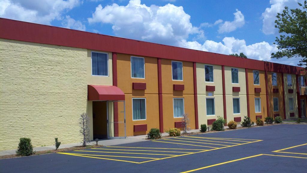 Country Garden & Suites,Carbondale>>Benton,2 star