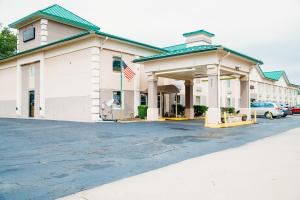 country garden and suites