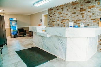 country garden and suites