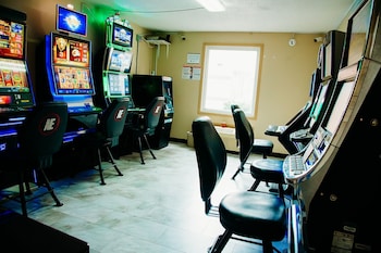 country garden and suites