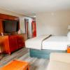 country garden and suites