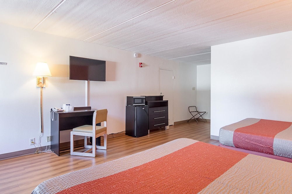 motel 6 decatur ga