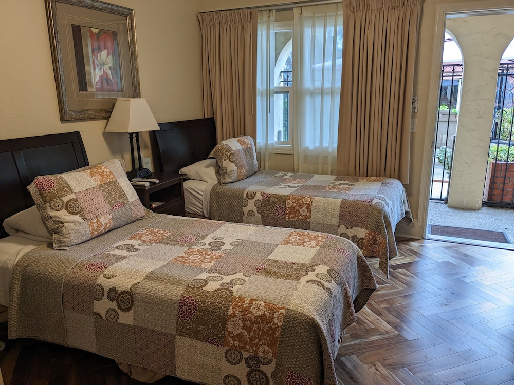 los gatos garden inn hotel