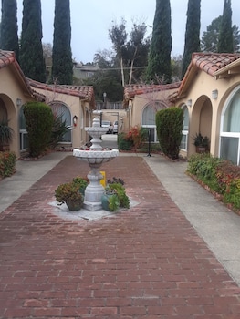 los gatos garden inn hotel