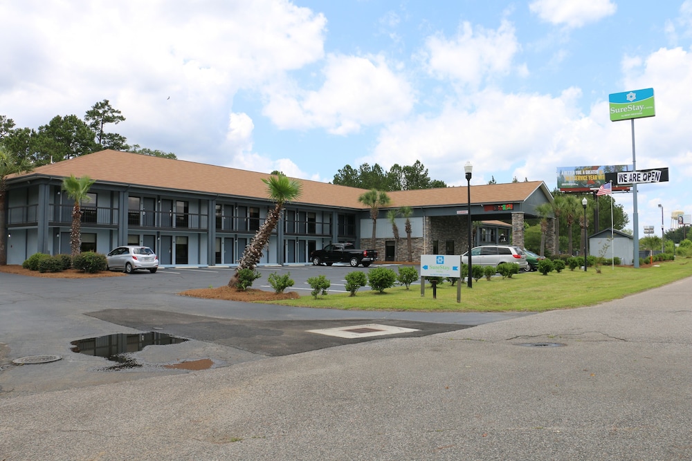 Baymont By Wyndham Ridgeland I-95,In Ridgeland,3 star