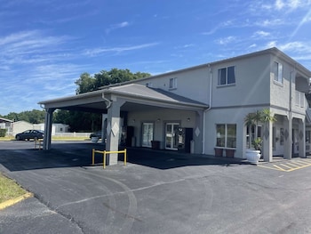 Rodeway Inn,Lakeland - Winter Haven>>Lake Wales,2 star