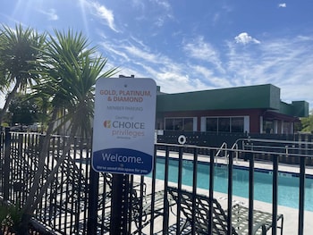 Rodeway Inn,Lakeland - Winter Haven>>Lake Wales,2 star