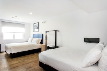grove hotel