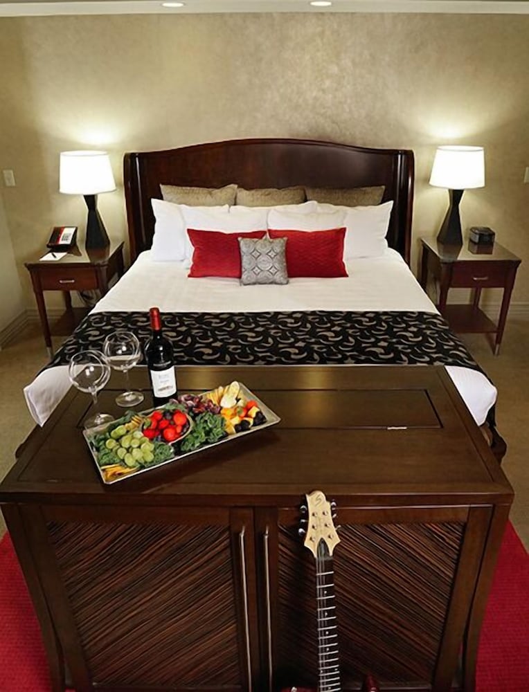 hard rock hotel and casino tulsa