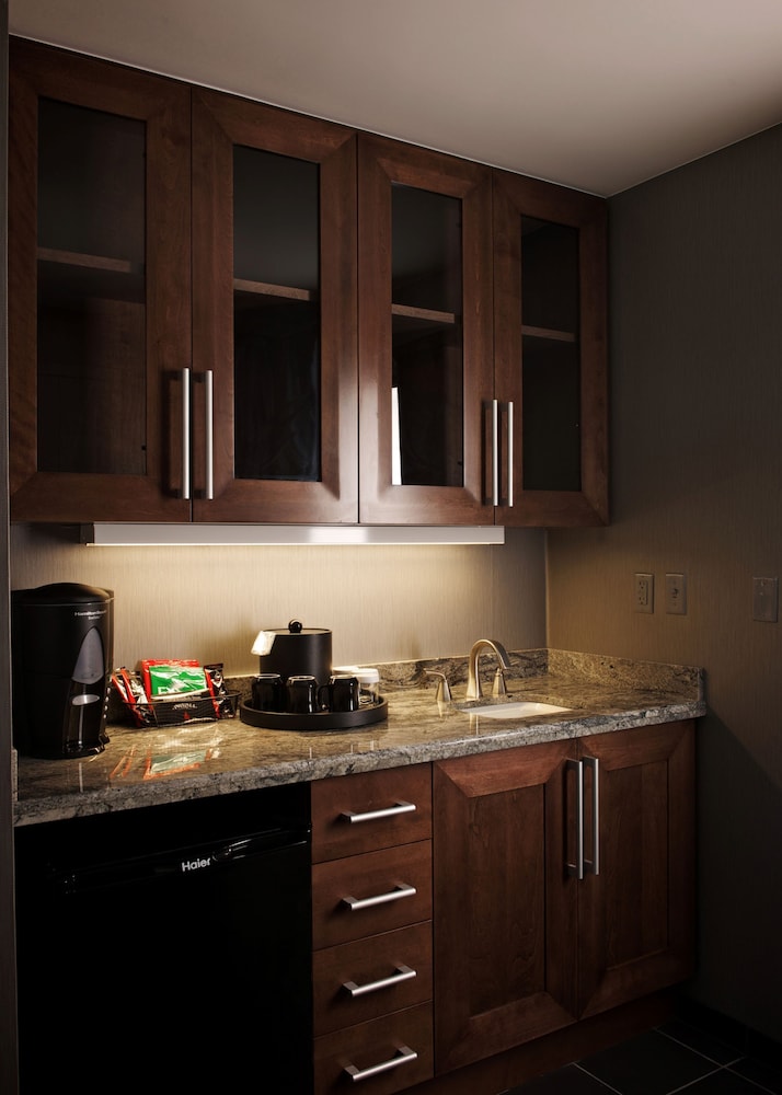 hard rock hotel and casino tulsa