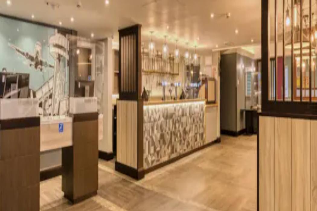 premier inn london gatwick airport a23