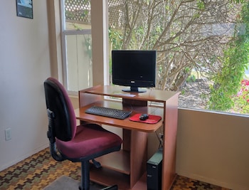 Silver Surf Motel,Cambria>>California,2 star