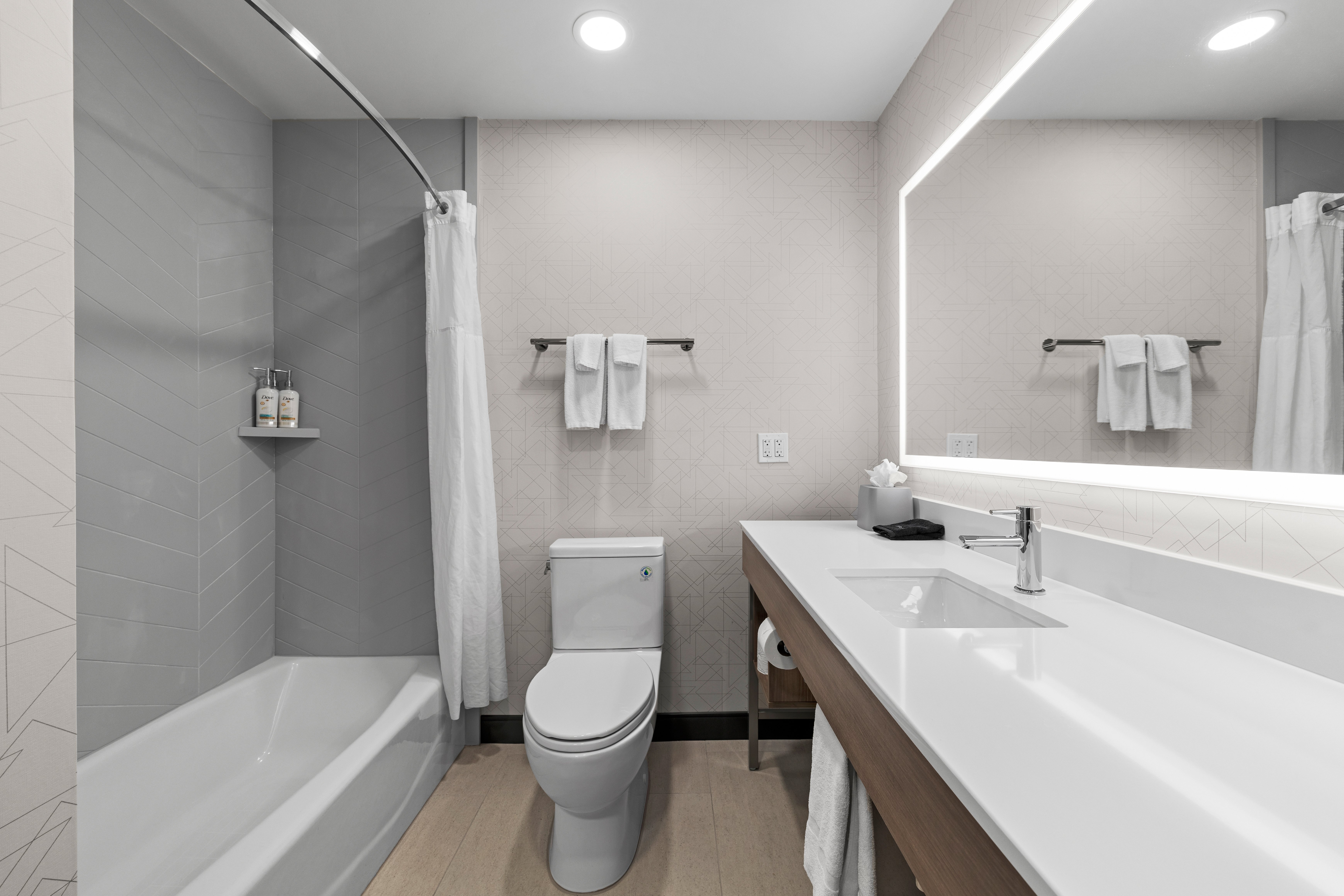 holiday inn express hotel and suites santa cruz by ihg