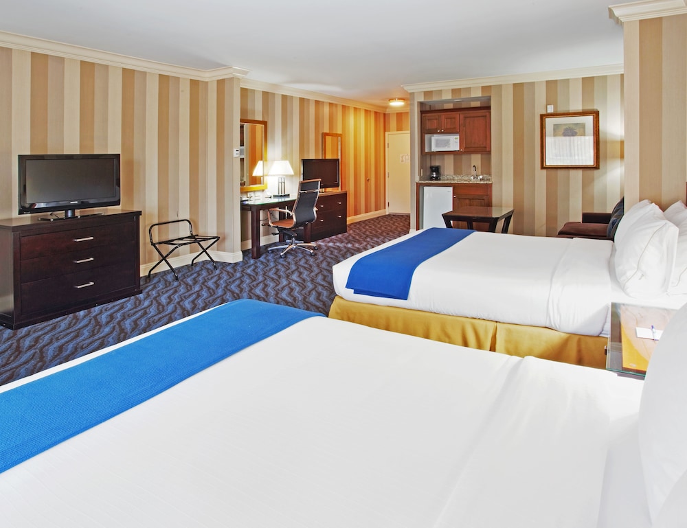 holiday inn express hotel and suites santa cruz by ihg