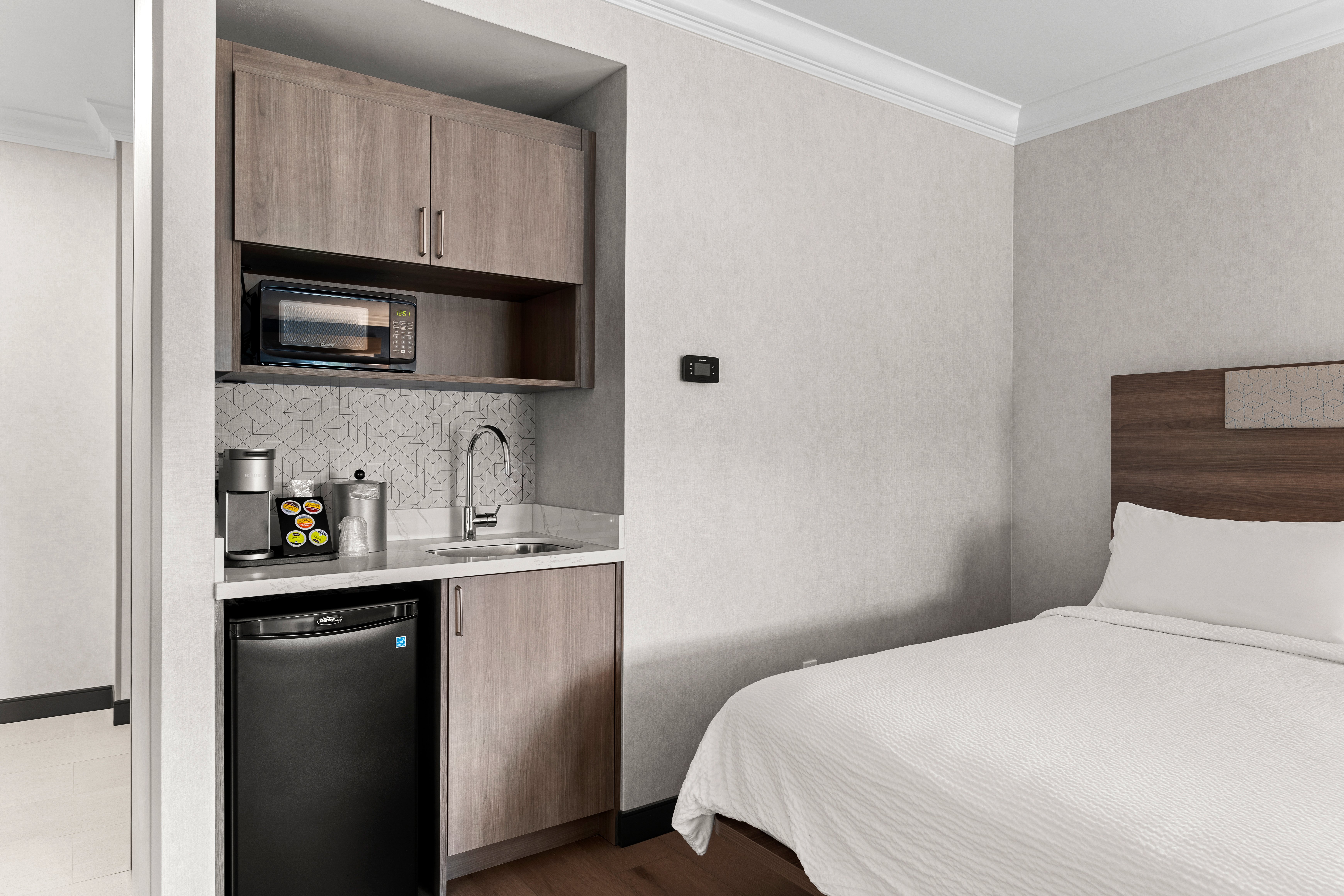 holiday inn express hotel and suites santa cruz by ihg