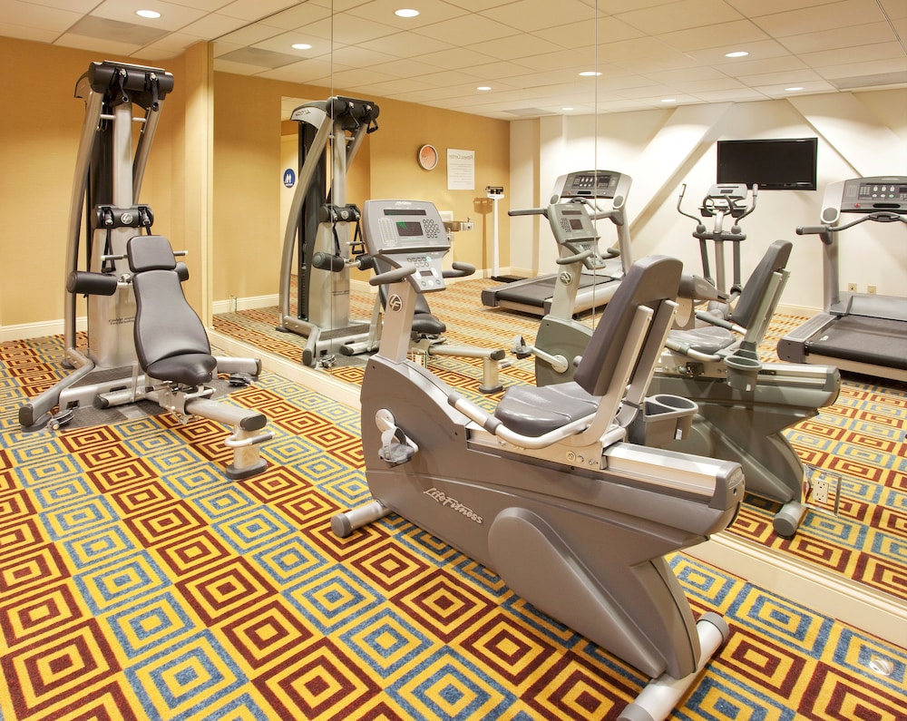 holiday inn express hotel and suites santa cruz by ihg