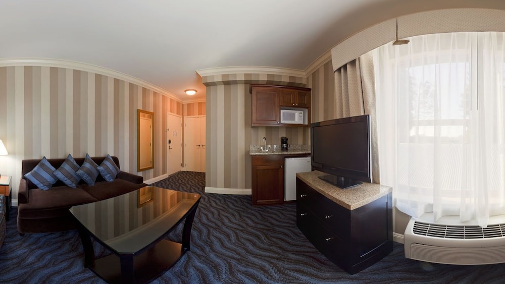 holiday inn express hotel and suites santa cruz by ihg