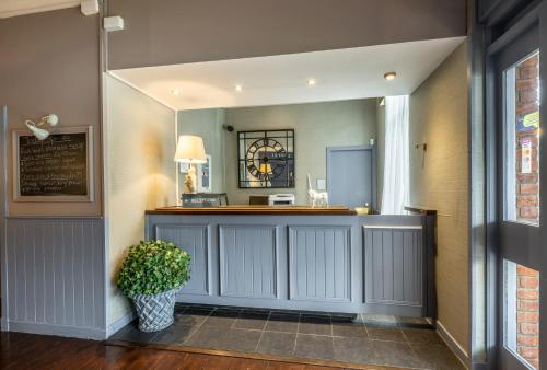 the white horse inn