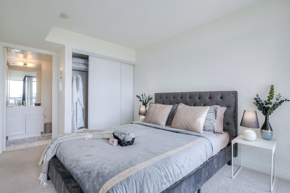 toronto lakeshore bliss