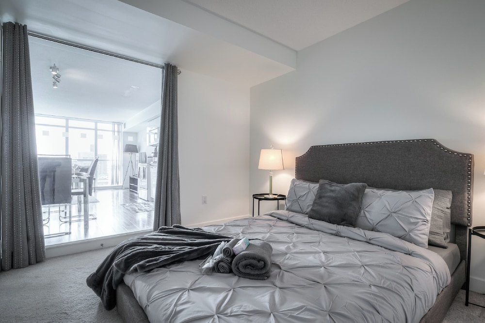 toronto lakeshore bliss