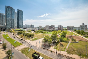 toronto lakeshore bliss