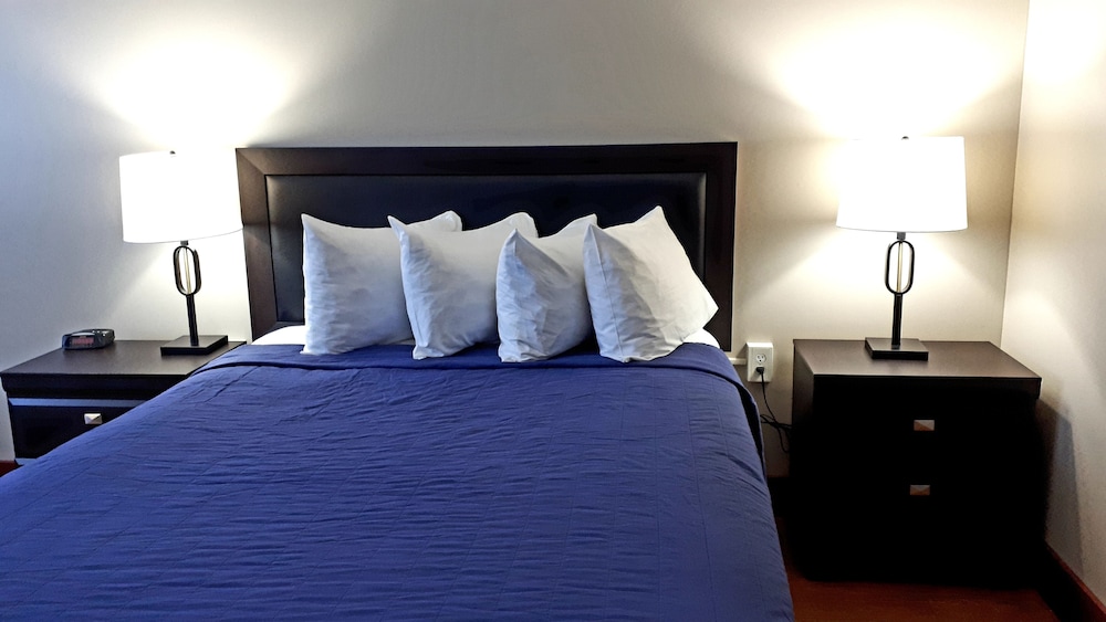 causeway bay hotel sparwood