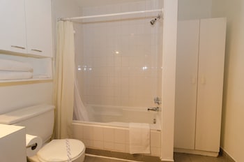 Hotel Dorion,Quebec>>Montreal,3 star