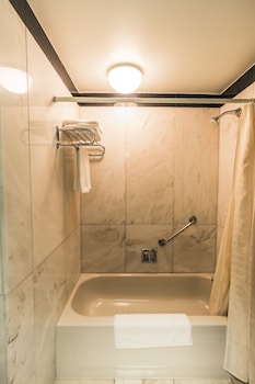 grenville sur la rouge