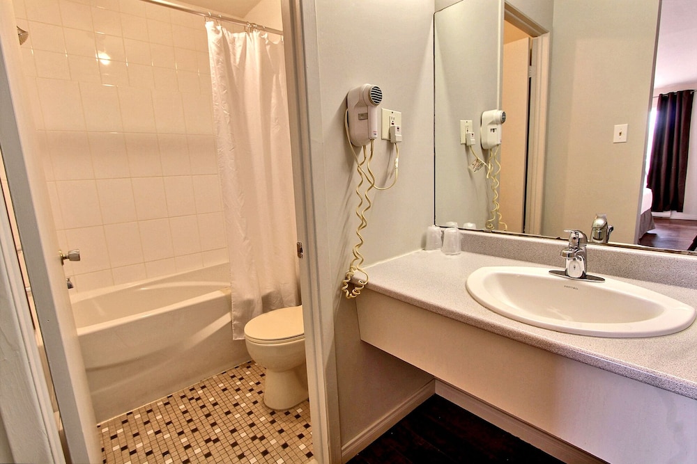 hotel motel la difference