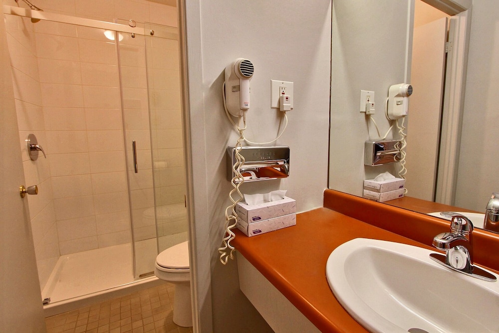 hotel motel la difference