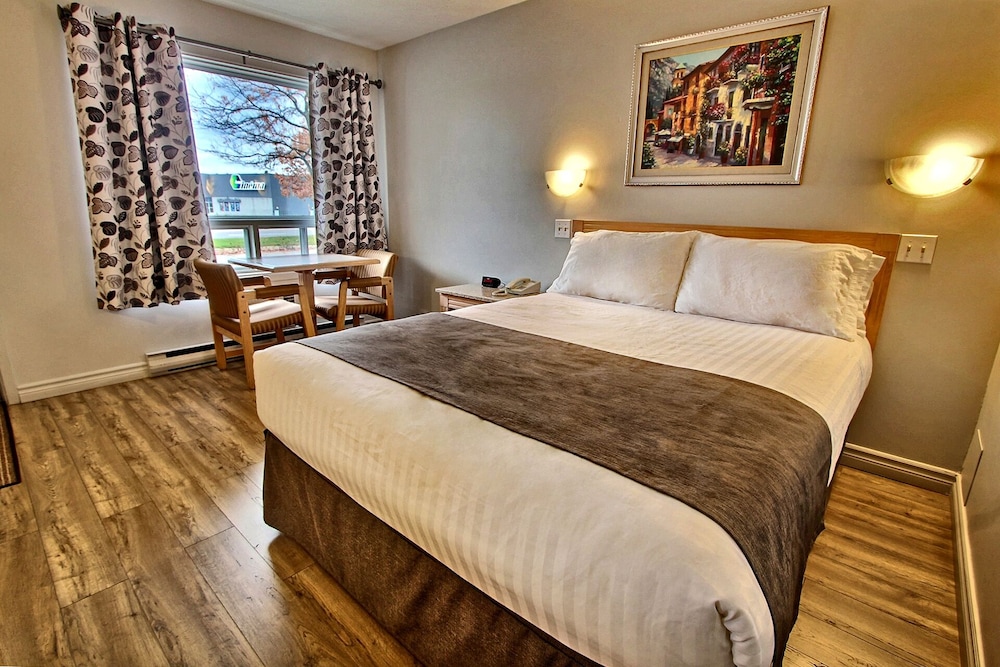 hotel motel la difference