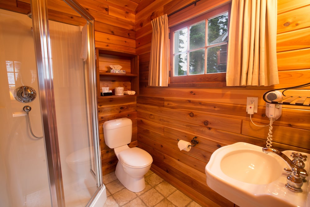 paradise lodge and bungalows