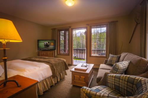 lake louise